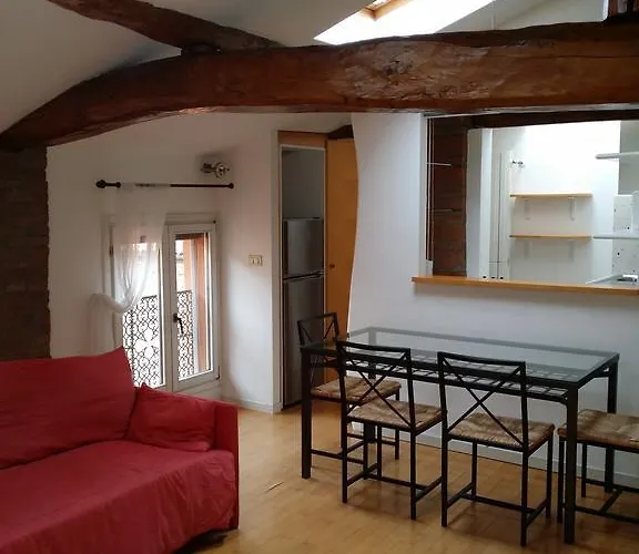 Mansarda Santa Margherita شقة بولونيا